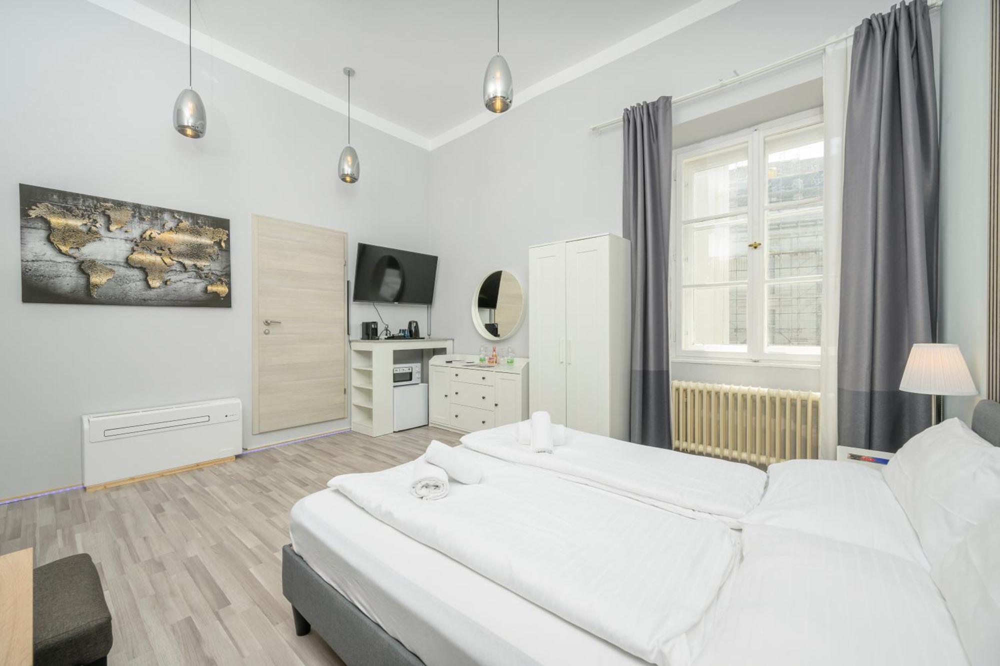 Palais Palffy Apartments Vienna Viena Exterior foto