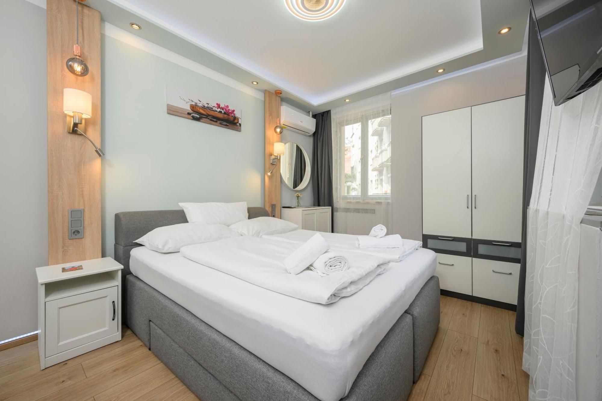 Palais Palffy Apartments Vienna Viena Exterior foto